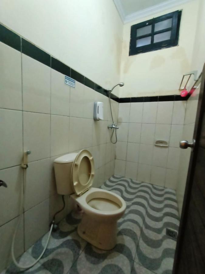 Rumah Kami Guest House Yogyakarta Exterior photo
